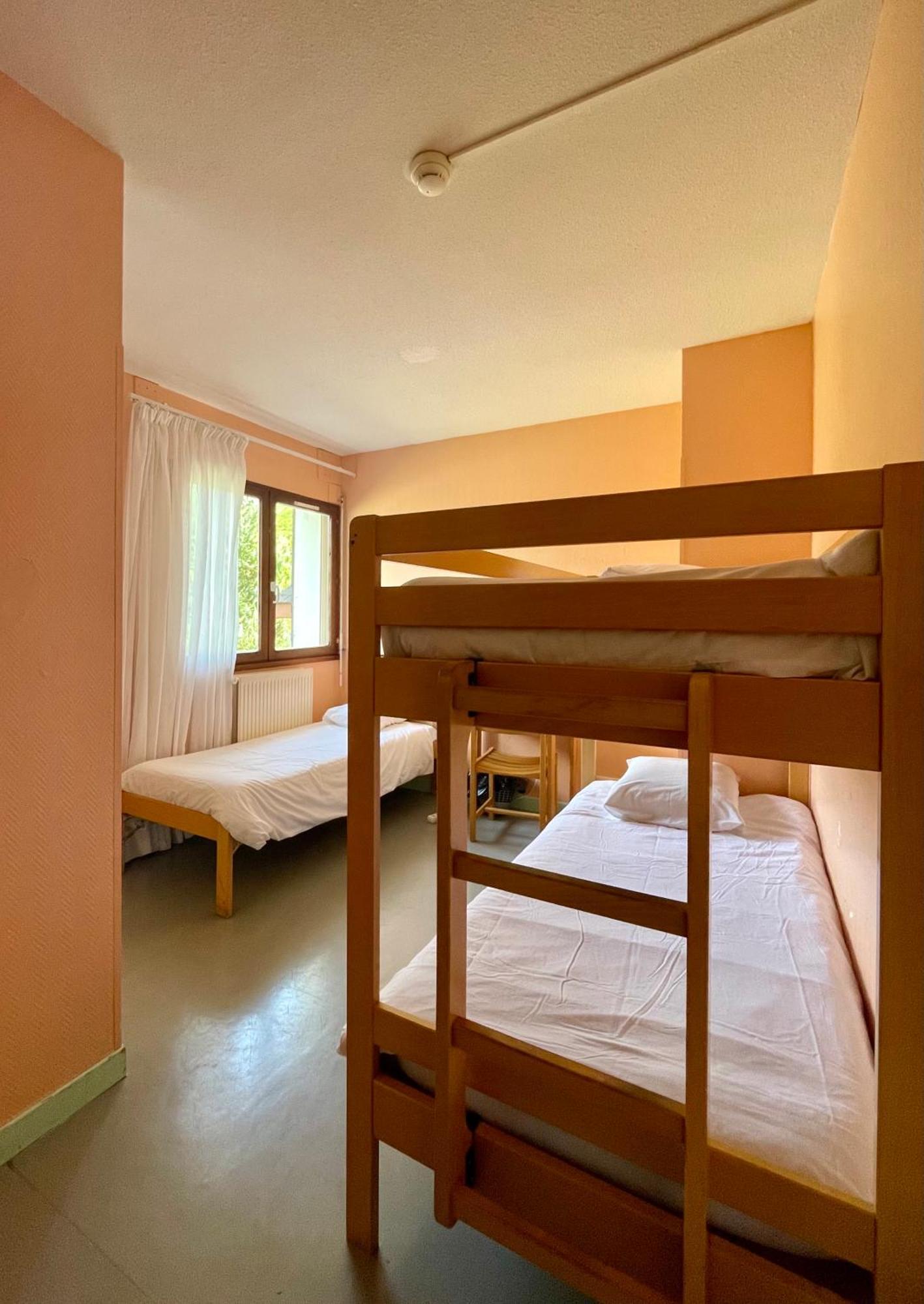 La Baleine Blanche - Chambres Campan Dış mekan fotoğraf